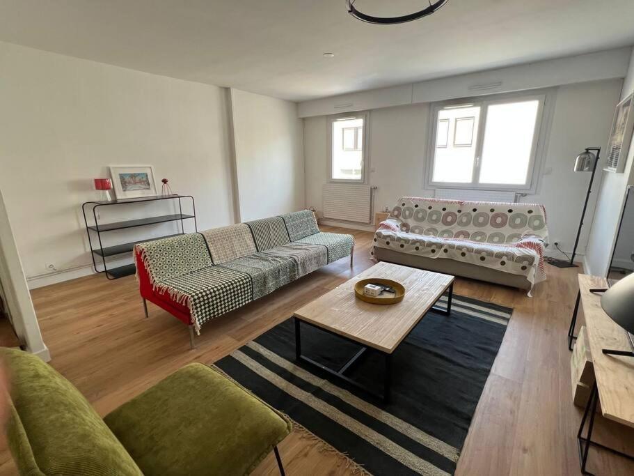 Superbe Appartement Avec Parking Ла-Рошель Екстер'єр фото